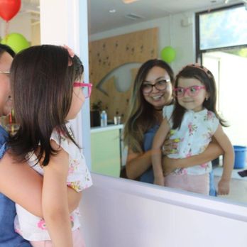 Eyedeal Care Optometry - Optometrists Near Me - Canoga Park, California