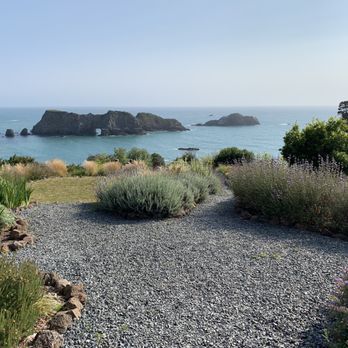 Harbor House Inn - The view of the garden and the cove - Bed & Breakfast Near Me - Elk, California Harbor House Inn - The view of the garden and the cove - Bed & Breakfast Near Me - Elk, California