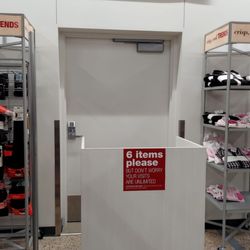 Burlington - Closed fitting rooms even though they have multiple people working