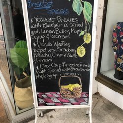 Gusto - Breakfast specials
