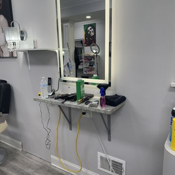 Ashlyns Cutz - Barbers Near Me - Watervliet, New York Ashlyns Cutz - Barbers Near Me - Watervliet, New York