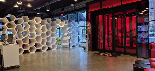 Radisson RED Minneapolis Downtown by null