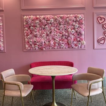 TOMO Tea House - Inside - Bubble Tea Near Me - Davis, California TOMO Tea House - Inside - Bubble Tea Near Me - Davis, California