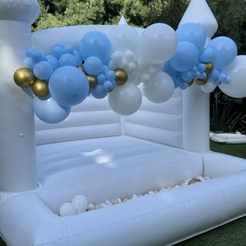 Party On A Cloud Sf - Bouncy house - Bounce House Rentals Near Me Party On A Cloud Sf - Bouncy house - Bounce House Rentals Near Me