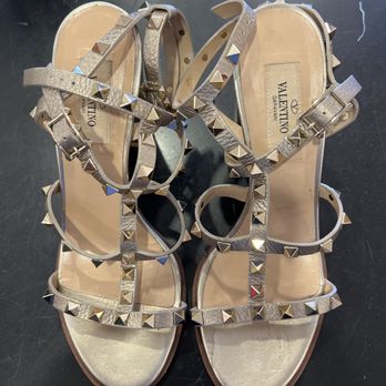 J T Posh - Valentino Sandals - Used, Vintage & Consignment Near Me - Charlotte, North Carolina J T Posh - Valentino Sandals - Used, Vintage & Consignment Near Me - Charlotte, North Carolina