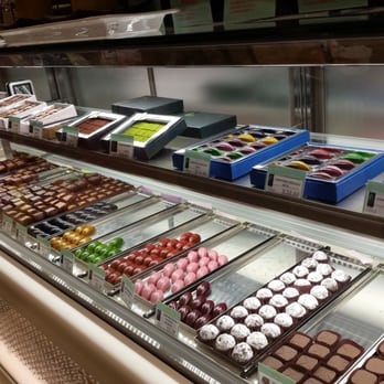 K.Minamoto - Chocolat Royal Rokumeikan - Desserts Near Me - Honolulu, Hawaii K.Minamoto - Chocolat Royal Rokumeikan - Desserts Near Me - Honolulu, Hawaii