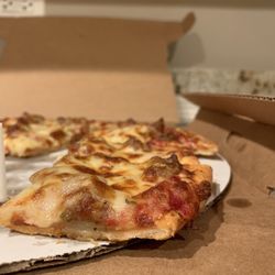 Nancy's Pizza