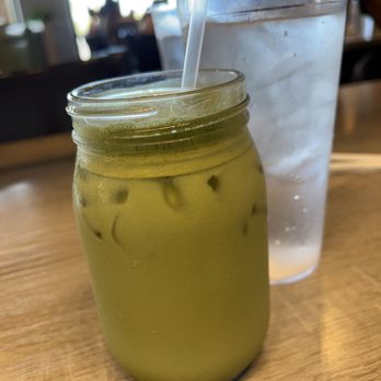 Broken Yolk Cafe - Matcha Green Tea Latte. Not sweetened so I had our server add vanilla - Breakfast & Brunch Near Me - Chandler, Arizona Broken Yolk Cafe - Matcha Green Tea Latte. Not sweetened so I had our server add vanilla - Breakfast & Brunch Near Me - Chandler, Arizona