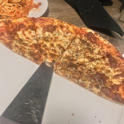 Lina Linguini's - Pizza