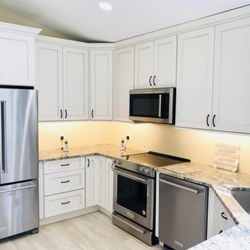 Florida Cabinets of Stuart