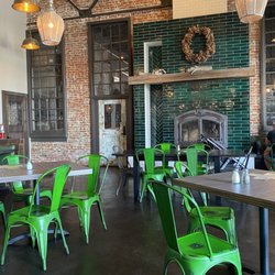 Last Chance Pub & Cider Mill - Inside