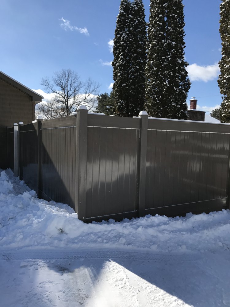 ROOM FOR PAWS Updated September 2024 16 Photos 414 Corinth Rd