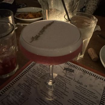 Eclipse di Luna - Alpharetta - Lavender martini - Wine Bars Near Me - Alpharetta, Georgia