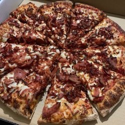 Olio's Pizza - Pepperoni Pizza