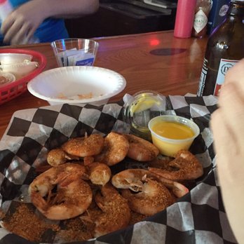 Pop's Raw Bar & Restaurant - Seafood Near Me - Buxton, North Carolina