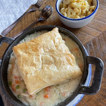 Five Oaks Farm Kitchen - Chicken pot pie - Breakfast & Brunch Near Me - Sevierville, Tennessee Five Oaks Farm Kitchen - Chicken pot pie - Breakfast & Brunch Near Me - Sevierville, Tennessee