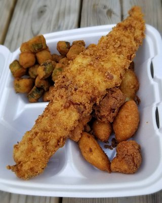 Ronnie's Crab Shack by null