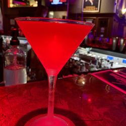Deja vu Martini Lounge - Screaming orgasm!