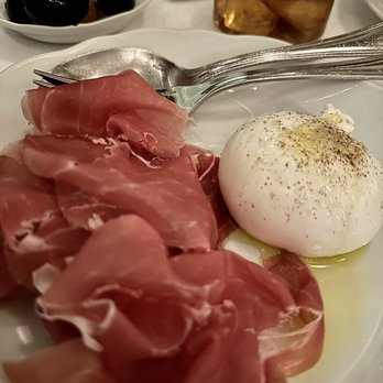 I Sodi - Burrata - Tuscan Near Me - New York, New York I Sodi - Burrata - Tuscan Near Me - New York, New York