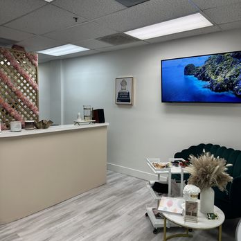 YB Professional - Hair Stylists Near Me - Los Angeles, California YB Professional - Hair Stylists Near Me - Los Angeles, California