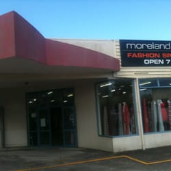 Moreland's Fabrics
