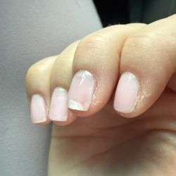 Ruby Nails & Spa - Gel lifted