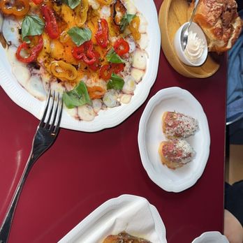 Aloette - Octopus Carpaccio, Beef Tartare Crostini, Brie Toast - French Near Me - Toronto, Ontario