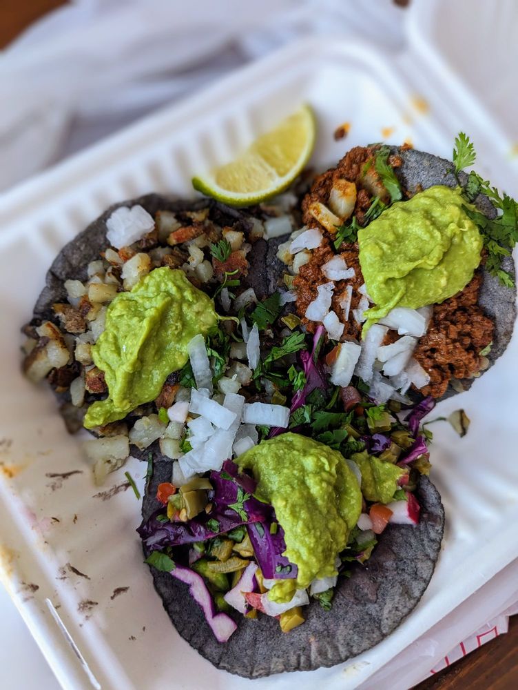 Food from Villa's Tacos