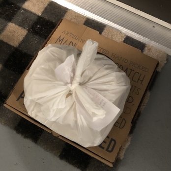 Flippers Pizza - Asked for contactless delivery: and they nailed it!!! - Pizza Near Me - Windermere, Florida