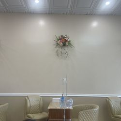 My Nails & Spa - Wall flowers