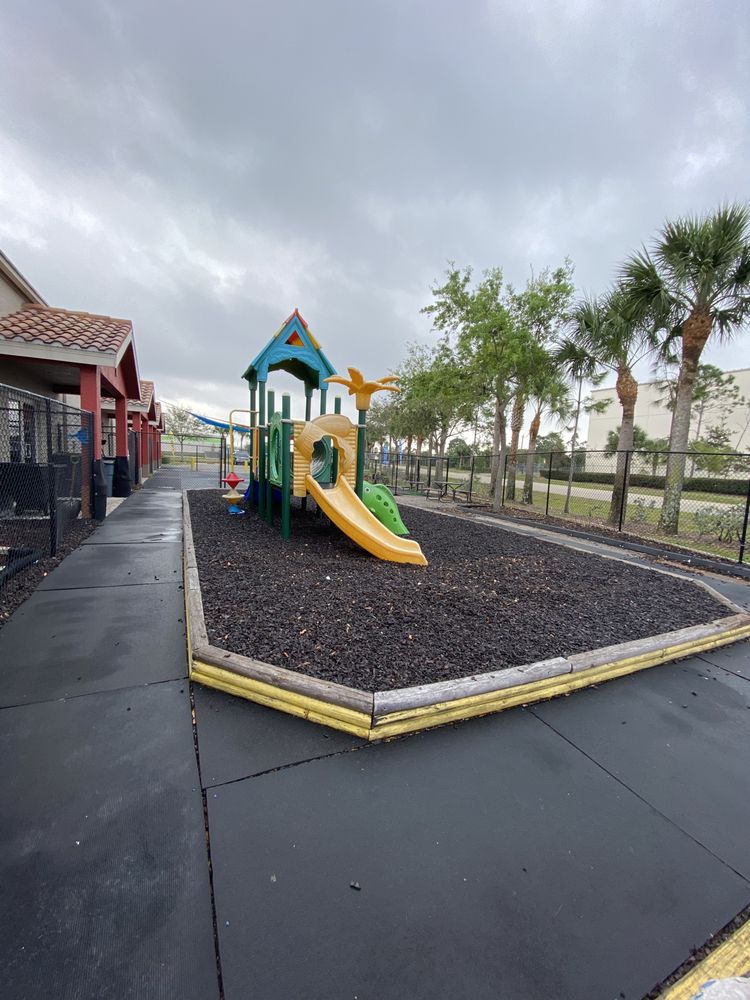 Straight A's Preschool - childcare center in Lehigh Acres, FL