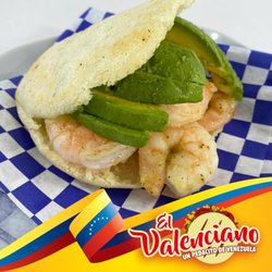 El Valenciano - Arepa de camarón con aguacate