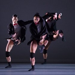 NW Dance Project - Company dancers get a leg up.