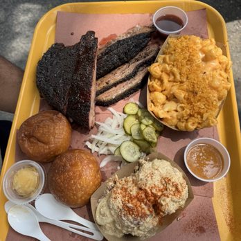 Parish Barbecue - Food Trucks Near Me - Austin, Texas
