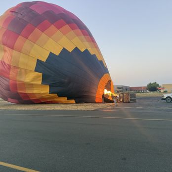 Sonoma Skypark - Hot air balloon - Airports Near Me - Sonoma, California Sonoma Skypark - Hot air balloon - Airports Near Me - Sonoma, California