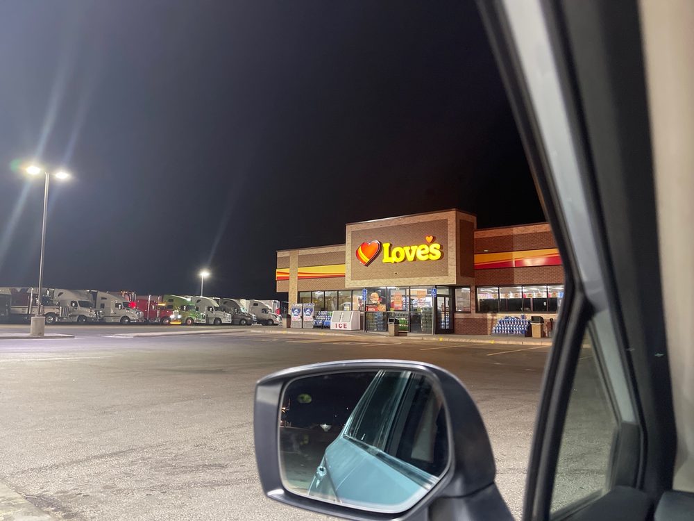 LOVE’S TRAVEL STOP Updated October 2024 42 Photos & 30 Reviews