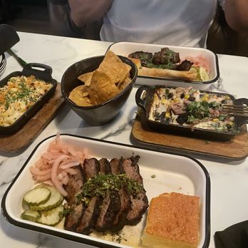 Oak & Ember - Tri tip, Mac n cheese, fundido & the wagyu asada plate - Halal Near Me - Ontario, California