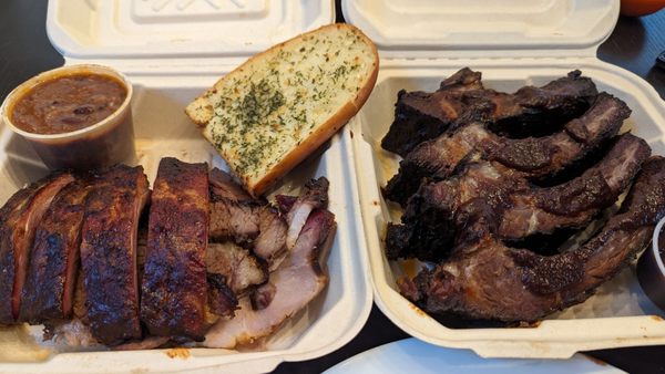 Sam's Bar-B-Que by null