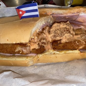 Señor Pan Café Kendall - Super Croqueta preparada - Cuban Near Me - Miami, Florida Señor Pan Café Kendall - Super Croqueta preparada - Cuban Near Me - Miami, Florida