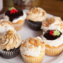 Sharon's Sweet Beginnings - Gourmet Cupcakes https://sharonssweetbeginnings.square.site/product/gourmet-cupcake/9?cs=true