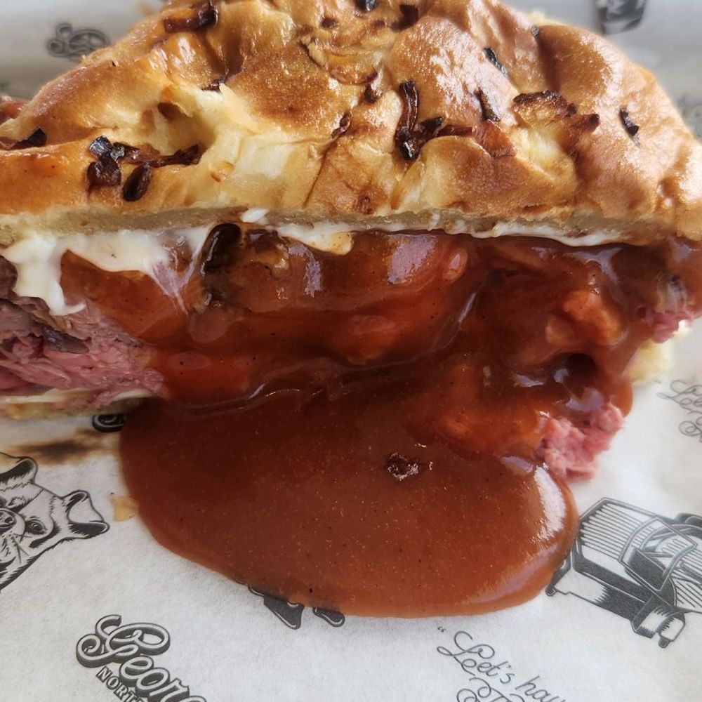 Super Beef cut in half and murder it (Extra sauce). So yummy. Super Beef cut in half and murder it (Extra sauce). So yummy.