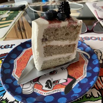 Paris Baguette - Blueberry Chiffon Cake Piece - Bakeries Near Me - Pleasanton, California Paris Baguette - Blueberry Chiffon Cake Piece - Bakeries Near Me - Pleasanton, California