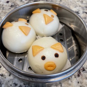 Yummy House - Pork dumpling with no pork in it at all. Should be called sweet egg custard dumpling shaped like a pig. - Bubble Tea Near Me - Sioux Falls, South Dakota