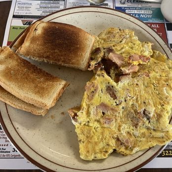 Hobo's Family Restaurant - ham & cheese omelette - Diners Near Me - Hyndman, Pennsylvania Hobo's Family Restaurant - ham & cheese omelette - Diners Near Me - Hyndman, Pennsylvania
