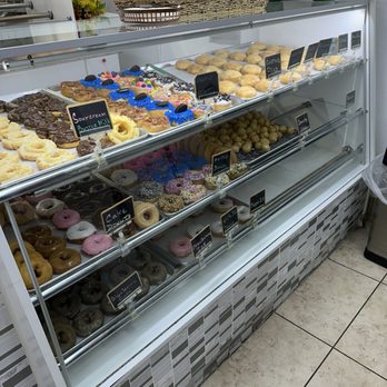 Snowflake Donuts - Donuts. - Donuts Near Me - Conroe, Texas