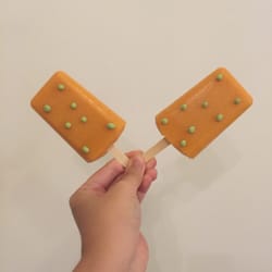 Liq My Stick - Limited edition pops with orange and mango!