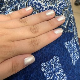 Nails white peal coat