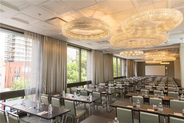 Thompson Chicago, by Hyatt by null
