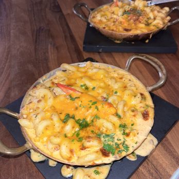 Baldamar - Spicy Lobster Mac and Cheese - New American Near Me - Roseville, Minnesota