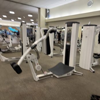 Bay Club El Segundo - Gyms Near Me - El Segundo, California